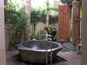 Spa bath at Villa Citakara Sari, East Bali, Indonesia Spa bath at Villa Citakara Sari, East Bali, Indonesia