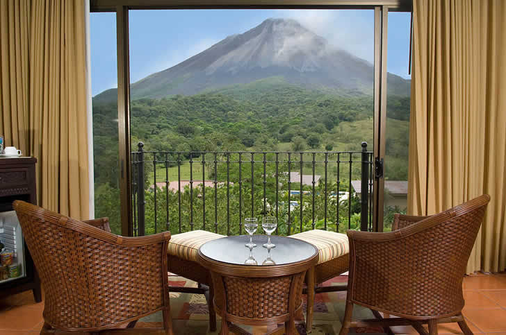 Hotel Arenal Kioro, La Fortuna - volcano view Hotel Arenal Kioro, La Fortuna - volcano view