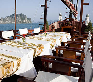 Red Dragon Junk, Halong Bay, Vietnam - dining Red Dragon Junk, Halong Bay, Vietnam - dining