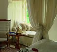 India, Jaipur, bedroom at the Oberoi Rajvilas Hotel